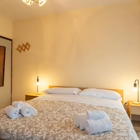 Garden - In The Center Of Appartement Barzio